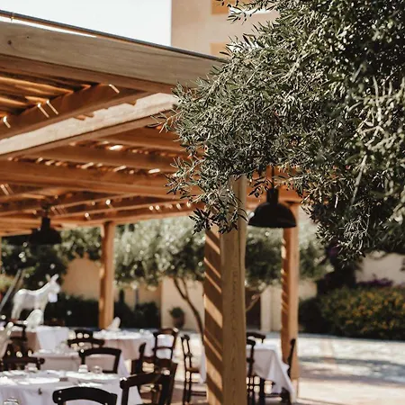 Candia Park Village Hotel 4*